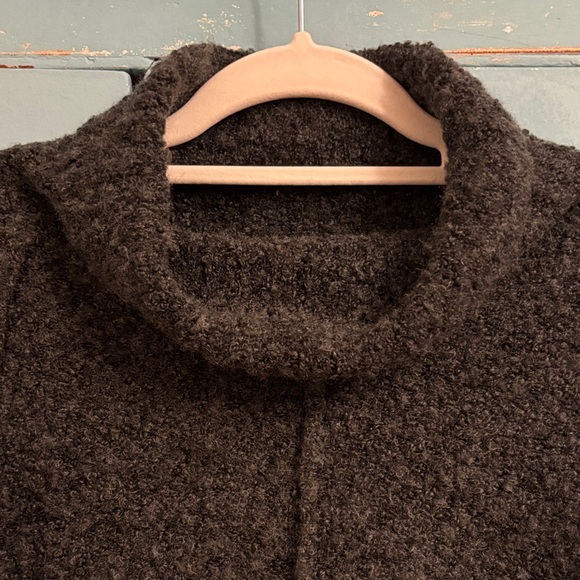 Pierre Cardin Cozy Black Sweater - Picture 2 of 3